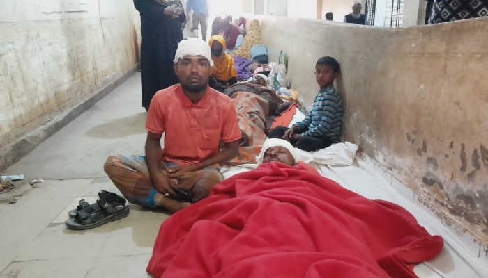 নোয়াখালীতে চাঁদার দাবিতে হামলা, ৮ জনকে কুপিয়ে জখম