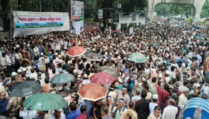 দাবী আদায়ের নামে রাজধানীর গুরুত্বপূর্ণ পয়েন্টে চলছে রহস্যজনক আন্দোলন কর্মসূচি