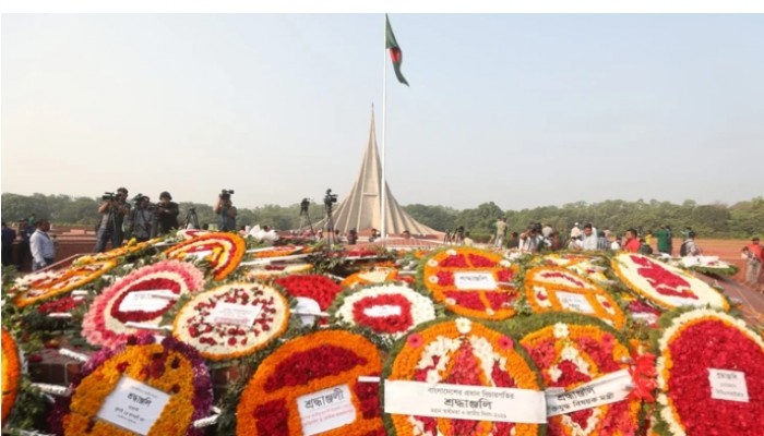 যথাযোগ্য মর্যাদায় আজ পালন দেশের ৫৬তম স্বাধীনতা ও জাতীয় দিবস