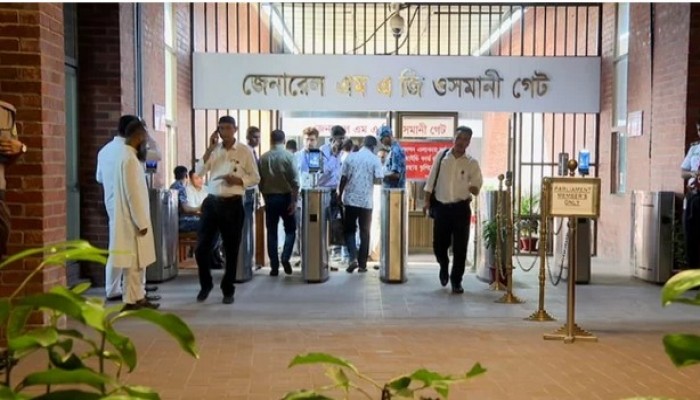 সংসদের দর্শক গ্যালারিগুলোর নামকরণ, মহান মুক্তিযুদ্ধের সাত বীরশ্রেষ্ঠের নামে